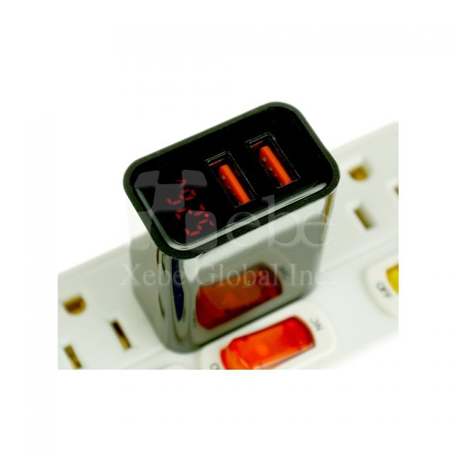 訂造雙孔USB charger 電壓電流顯示充電器訂造 
