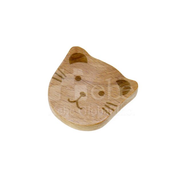 Bear shaped wooden USB
